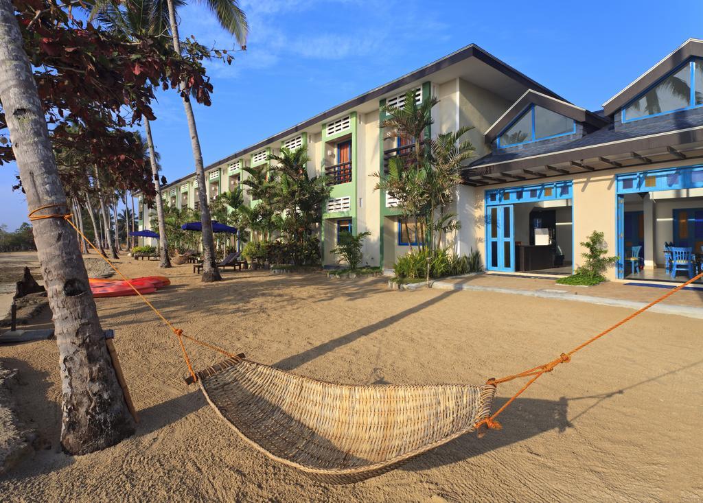 Microtel By Wyndham Puerto Princesa Buitenkant foto